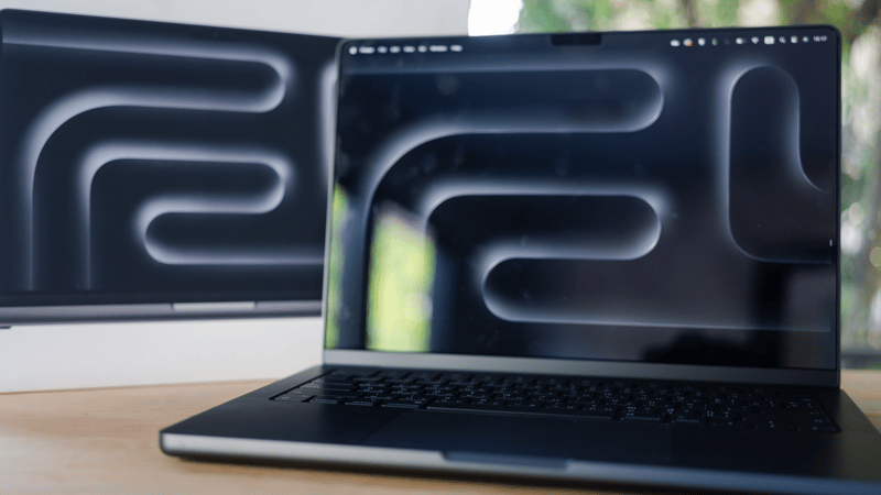 Segurança em primeiro lugar: Descubra como os Macs da Apple fortaleceram as defesas contra ciberataques em um banco digital.