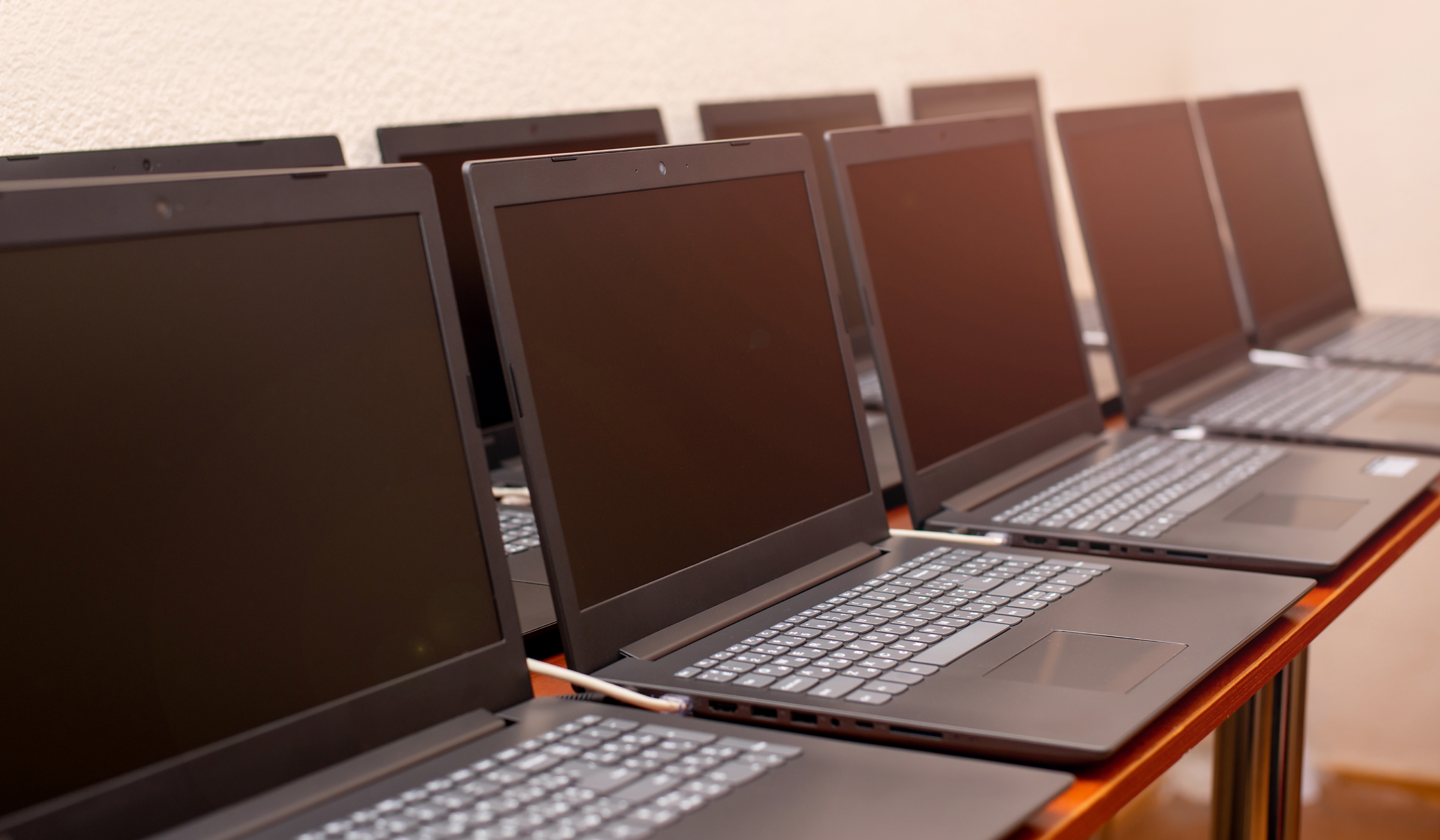 Equipamentos de TI prontos para uso: tecnologia moderna para empresas em expansão.